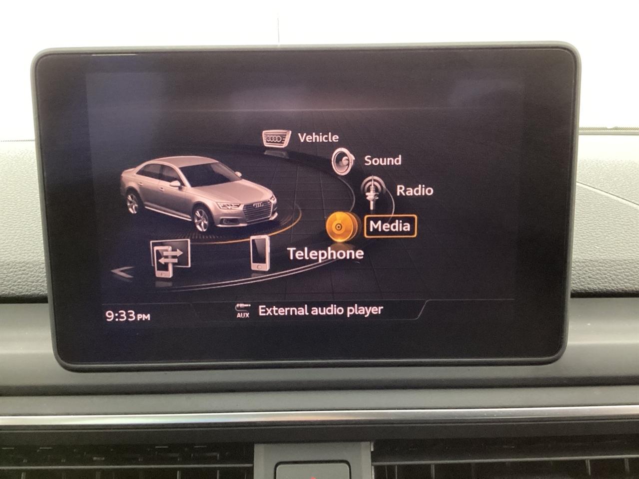 Audi A4 2.0 TFSI Auto ultra Premium FWD 2017