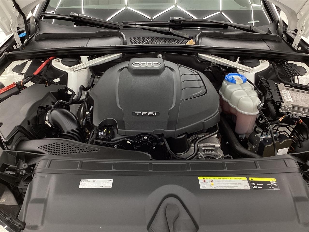 Audi A4 2.0 TFSI Auto ultra Premium FWD 2017