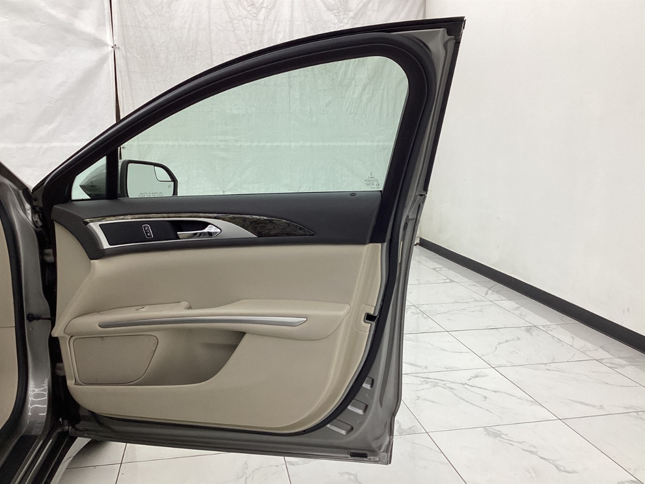 Lincoln MKZ 4dr Sdn Hybrid FWD 2016