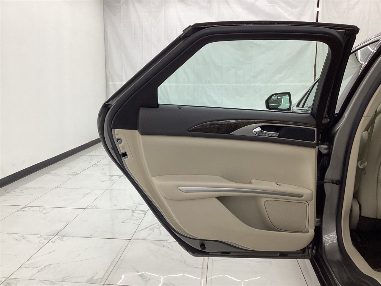 Lincoln MKZ 4dr Sdn Hybrid FWD 2016