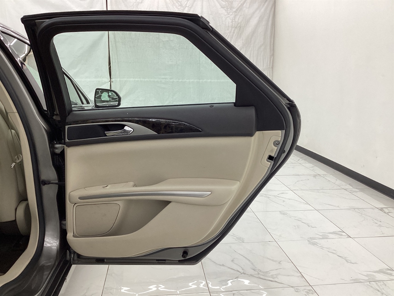 Lincoln MKZ 4dr Sdn Hybrid FWD 2016