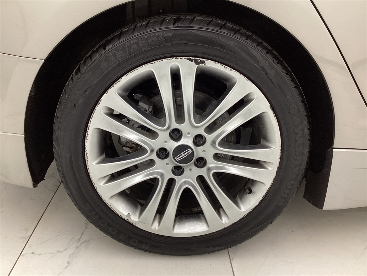 Lincoln MKZ 4dr Sdn Hybrid FWD 2016