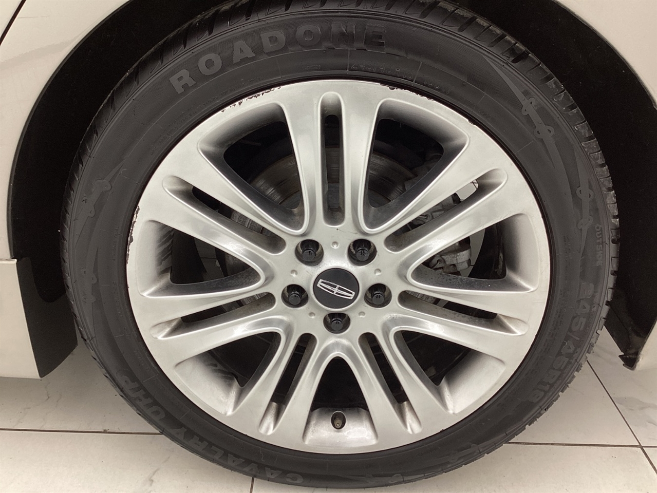 Lincoln MKZ 4dr Sdn Hybrid FWD 2016