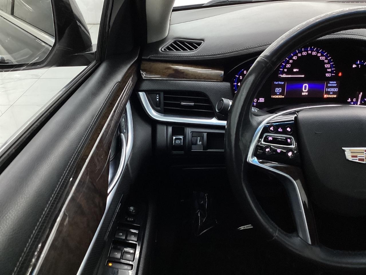 Cadillac XTS 4dr Sdn Luxury Collection FWD 2016