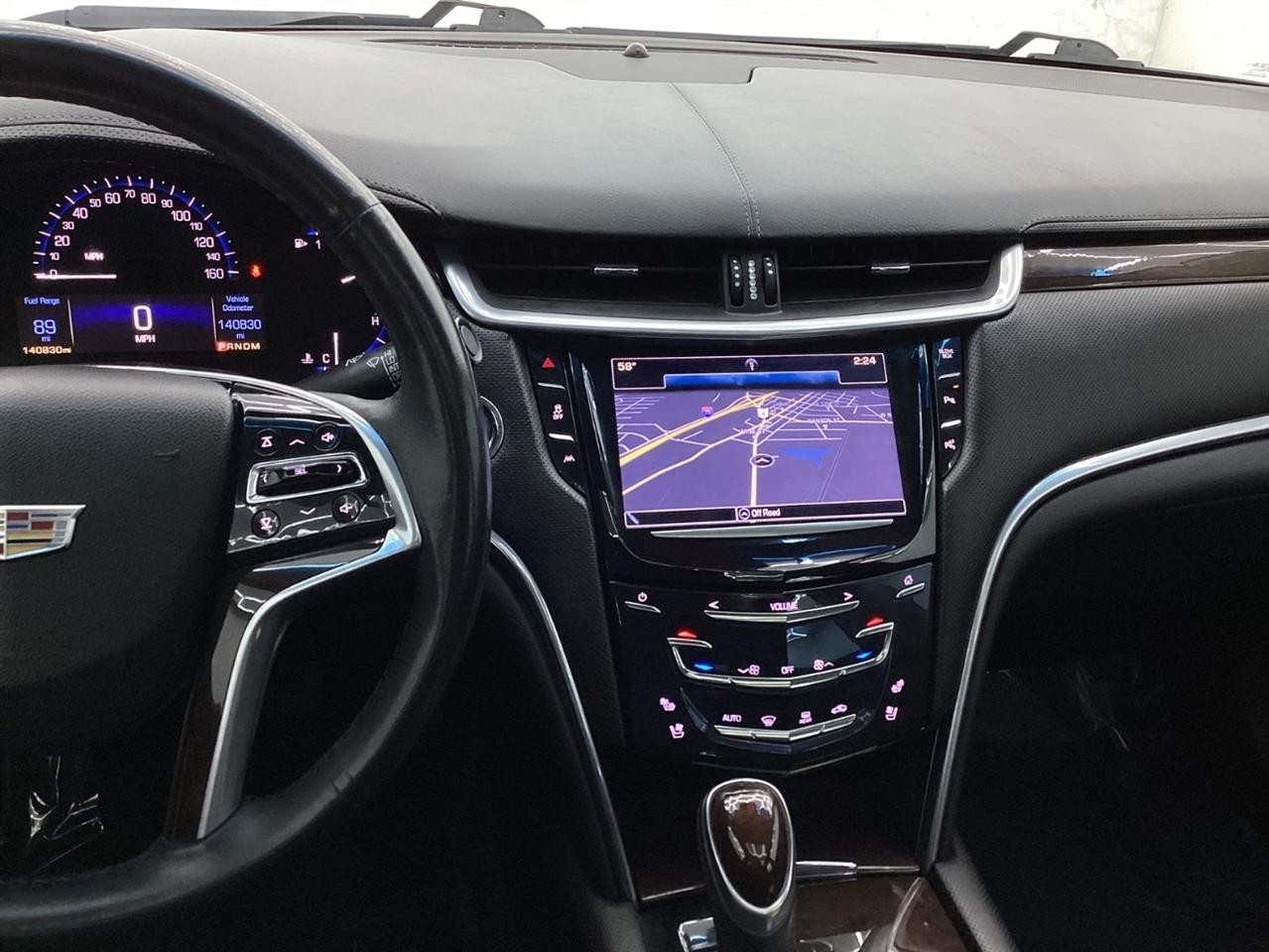 Cadillac XTS 4dr Sdn Luxury Collection FWD 2016