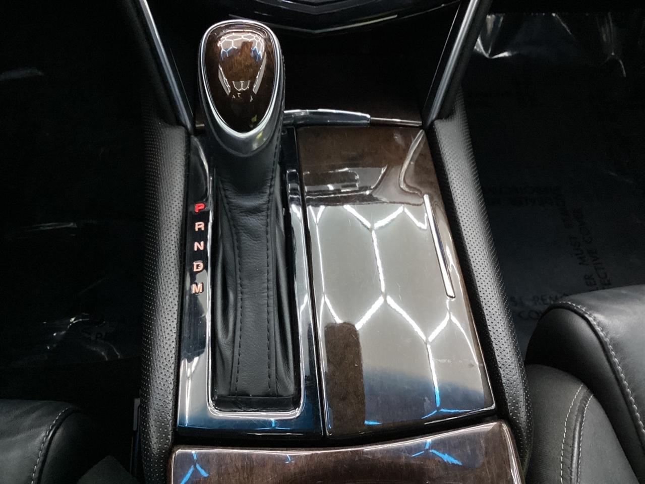 Cadillac XTS 4dr Sdn Luxury Collection FWD 2016