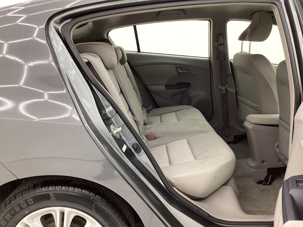 Honda Insight 5dr CVT EX 2010