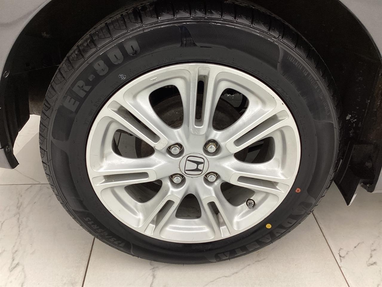 Honda Insight 5dr CVT EX 2010