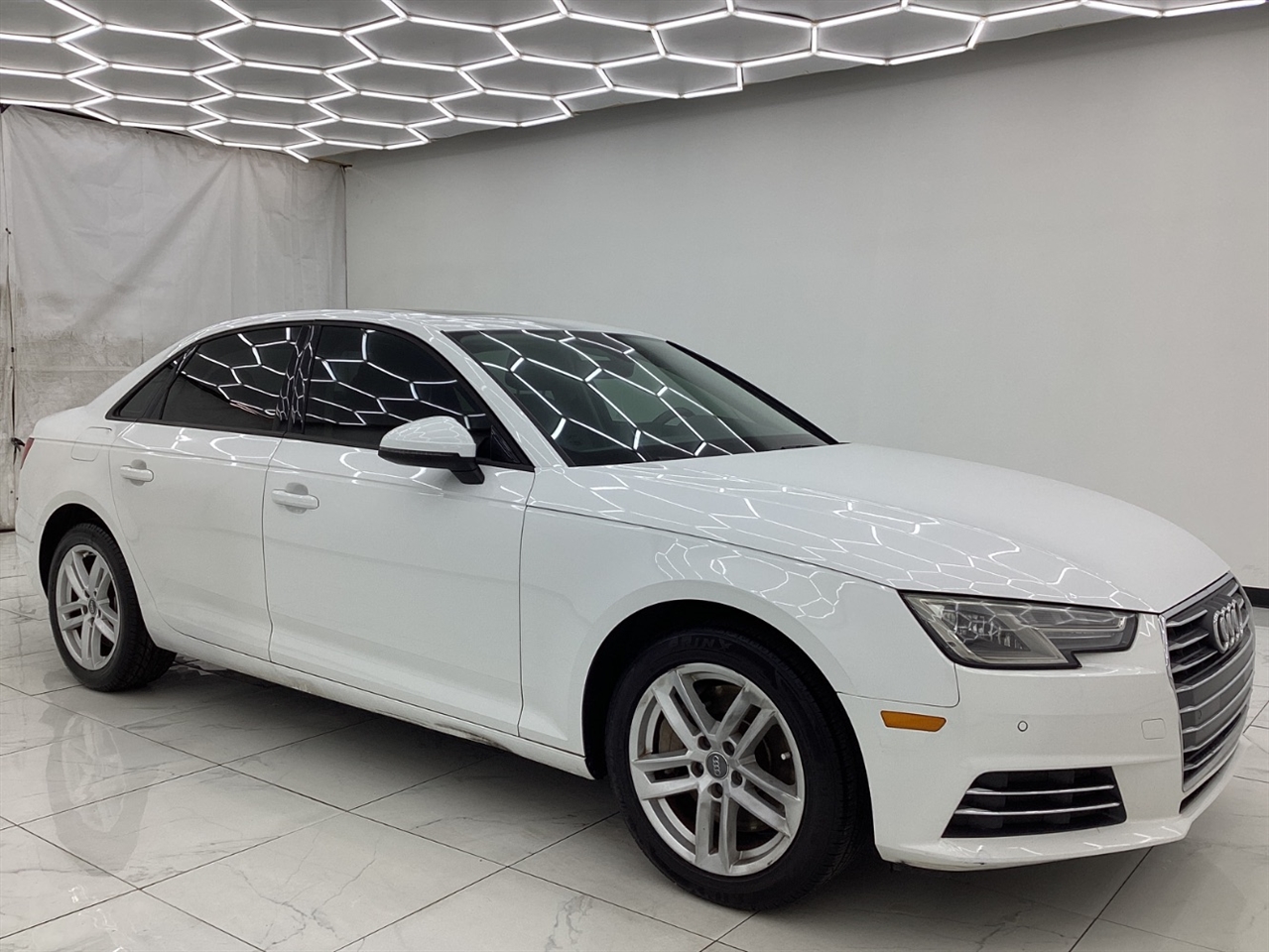 Audi A4 2.0 TFSI Auto Premium FWD 2017