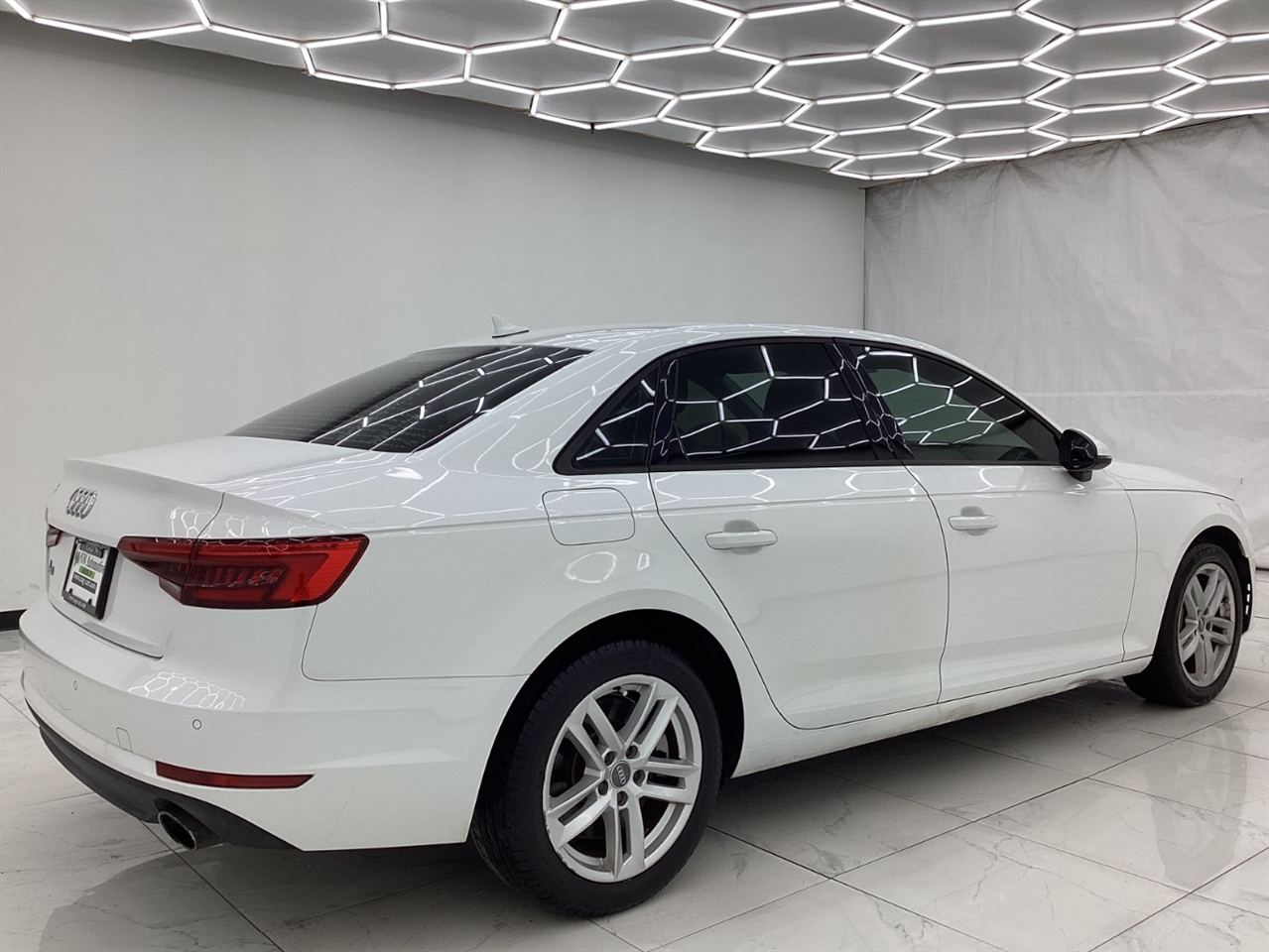 Audi A4 2.0 TFSI Auto Premium FWD 2017