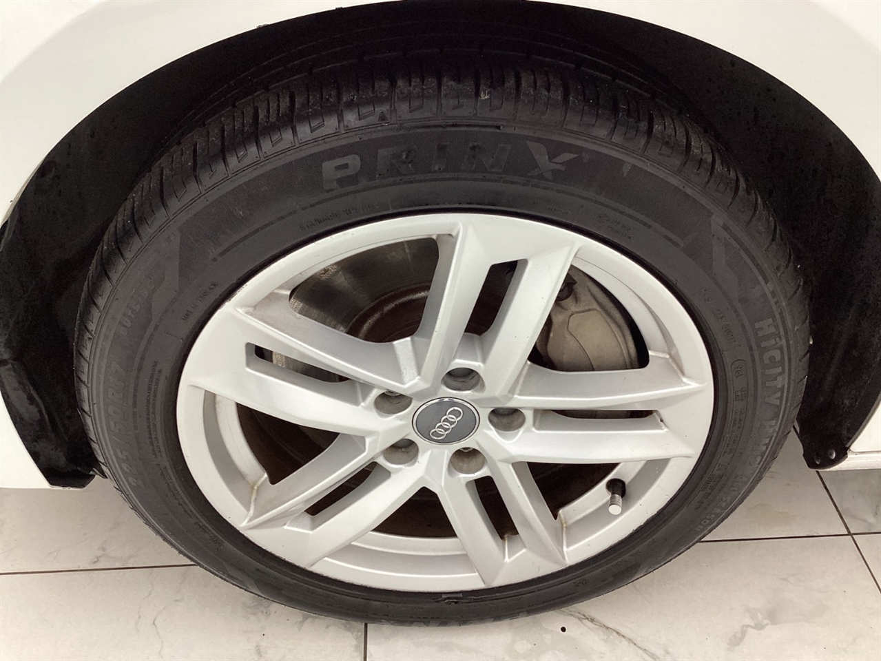 Audi A4 2.0 TFSI Auto Premium FWD 2017