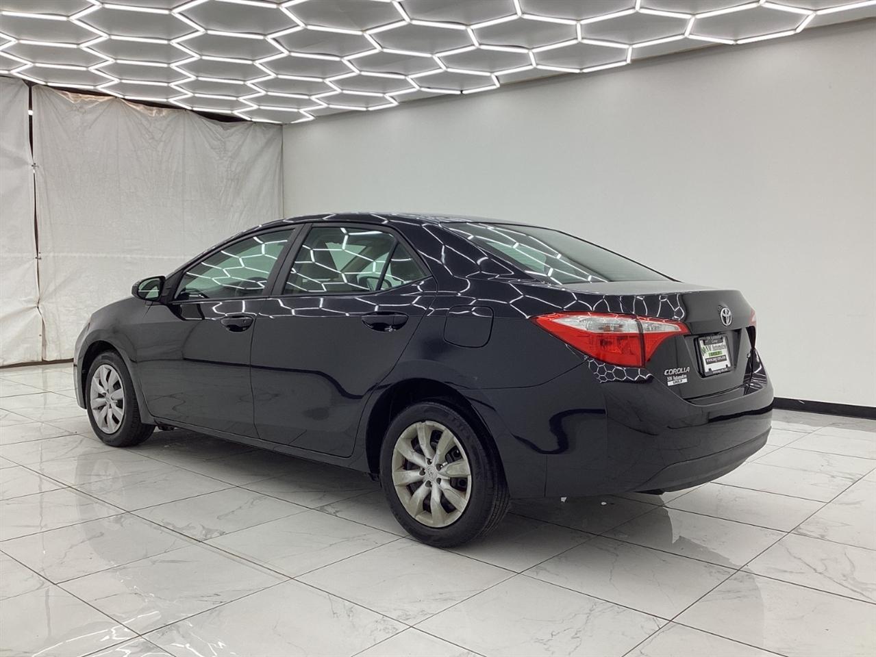 Toyota Corolla 4dr Sdn CVT LE Premium (Natl) 2015