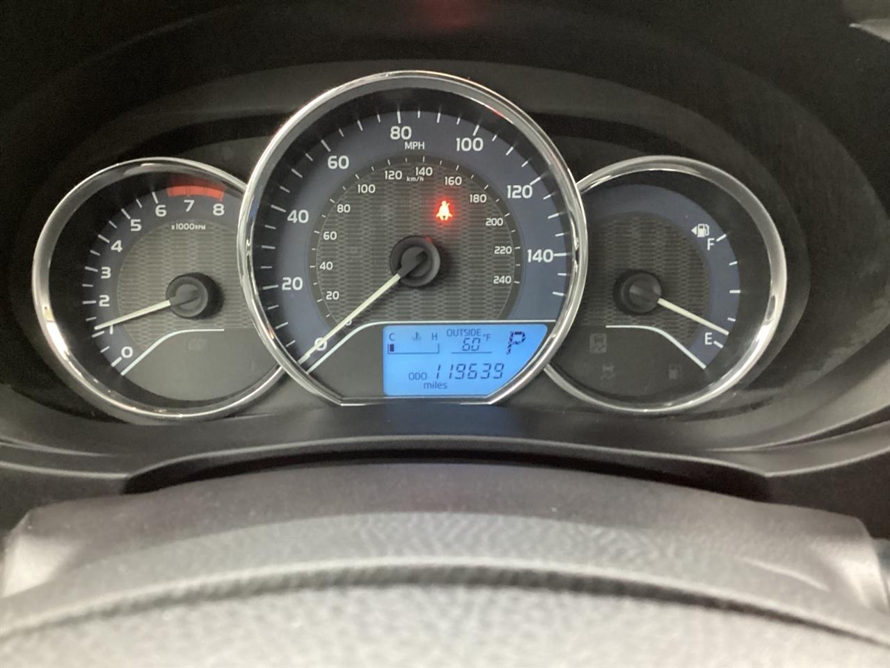 Toyota Corolla 4dr Sdn CVT LE Premium (Natl) 2015