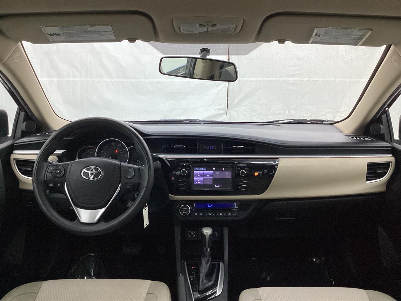 Toyota Corolla 4dr Sdn CVT LE Premium (Natl) 2015