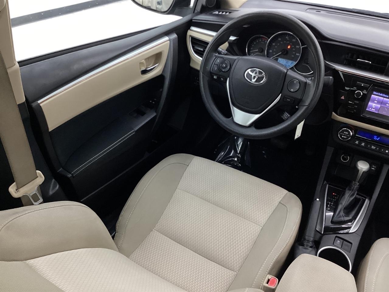 Toyota Corolla 4dr Sdn CVT LE Premium (Natl) 2015