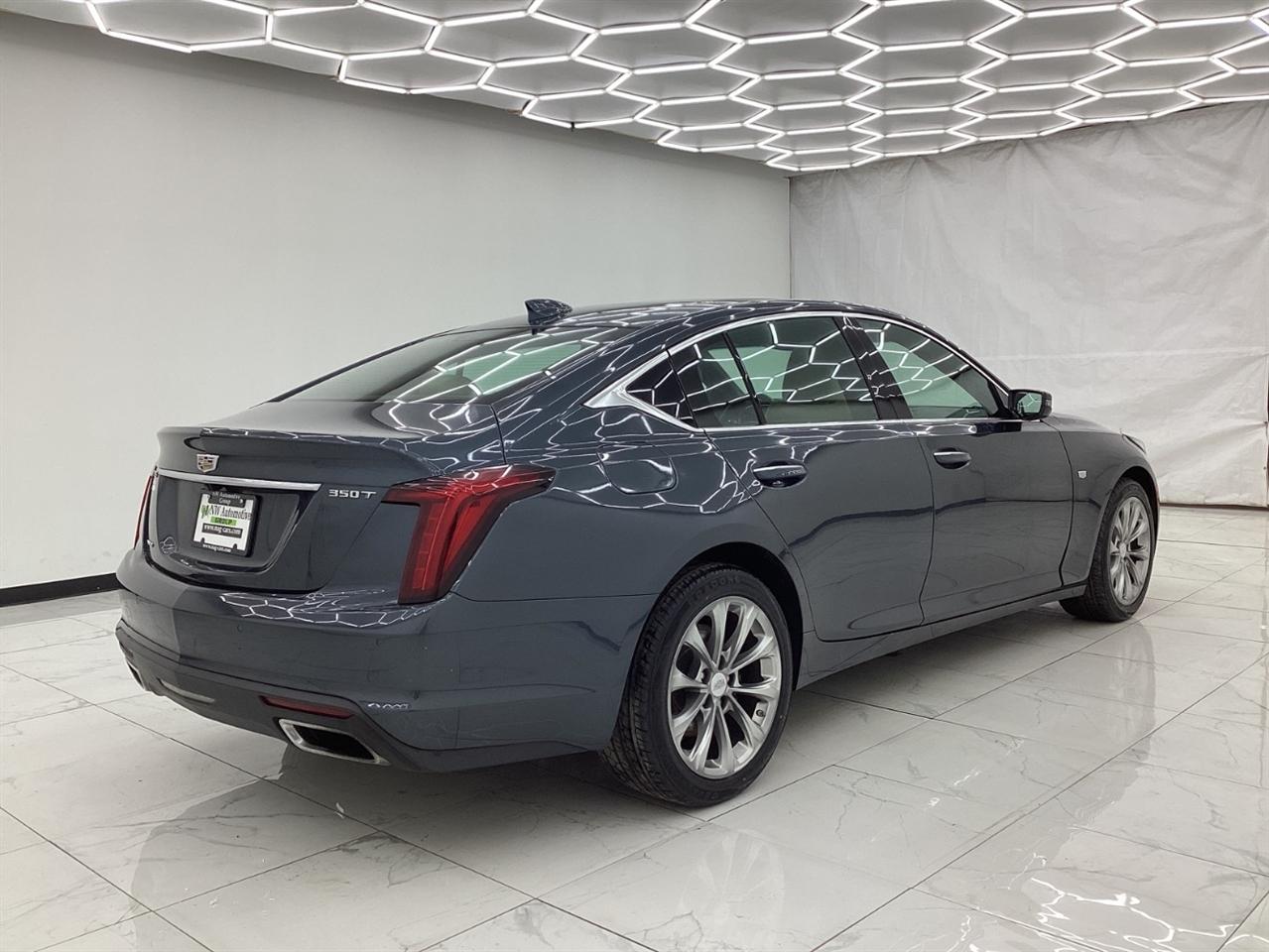 Cadillac CT5 4dr Sdn Premium Luxury 2020