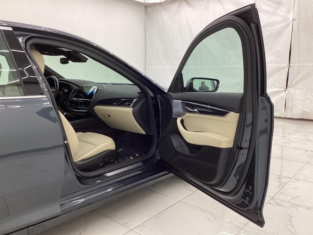 Cadillac CT5 4dr Sdn Premium Luxury 2020