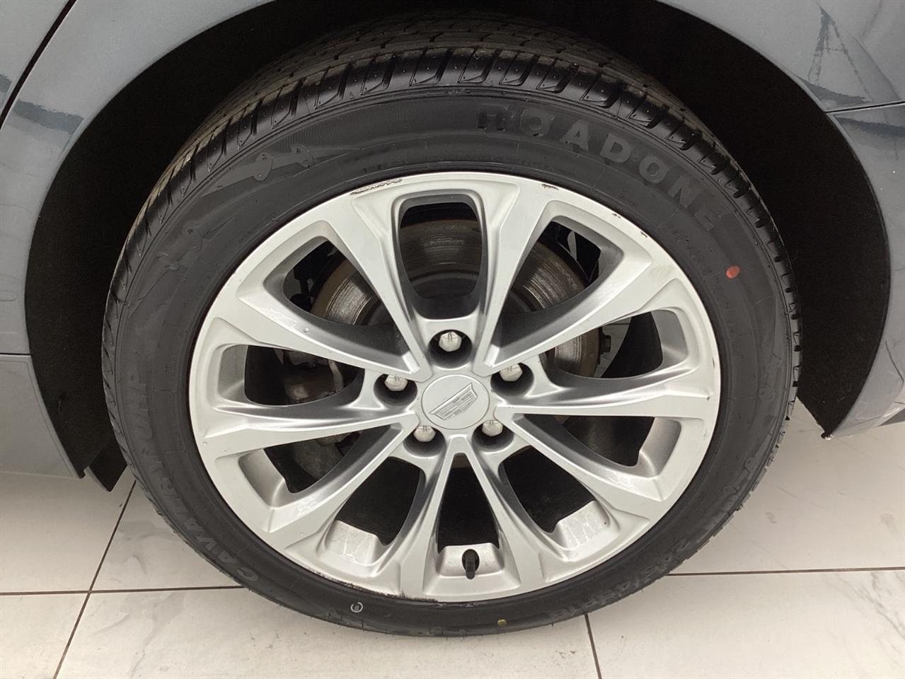 Cadillac CT5 4dr Sdn Premium Luxury 2020