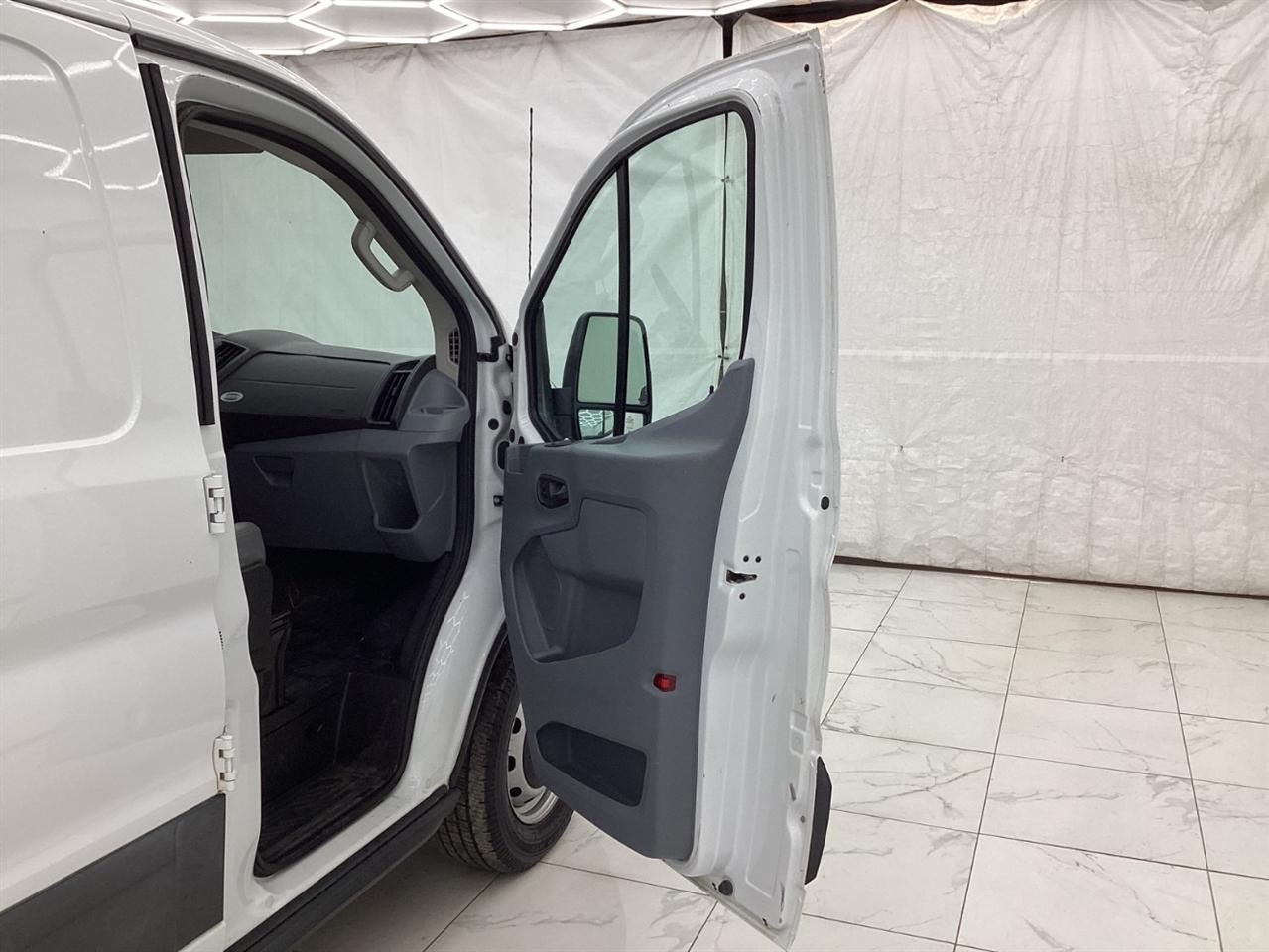 Ford Transit Cargo Van T-250 130" Low Rf 9000 GVWR Swing-Out RH Dr 2016