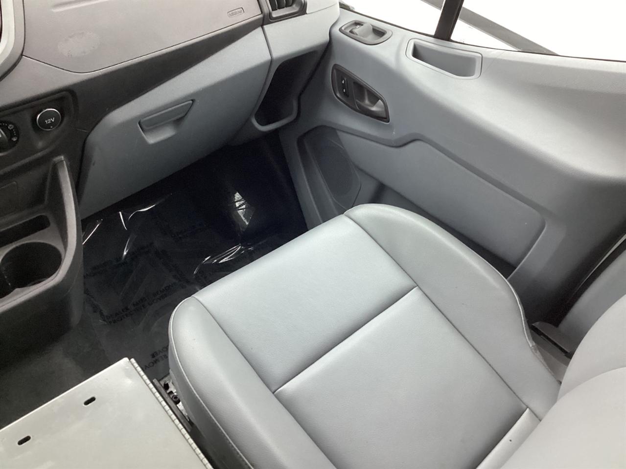 Ford Transit Cargo Van T-250 130" Low Rf 9000 GVWR Swing-Out RH Dr 2016