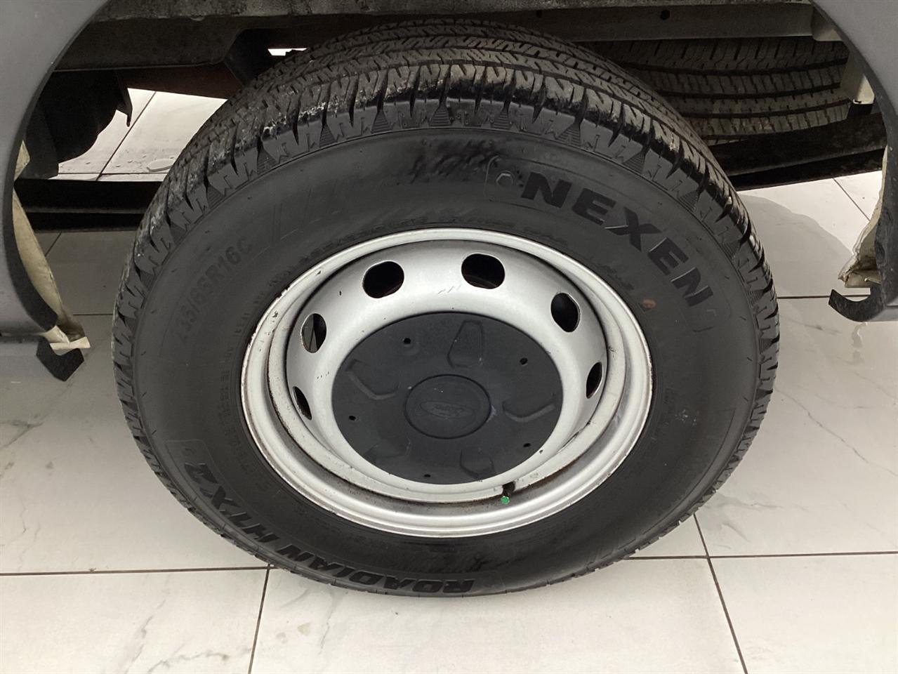 Ford Transit Cargo Van T-250 130" Low Rf 9000 GVWR Swing-Out RH Dr 2016