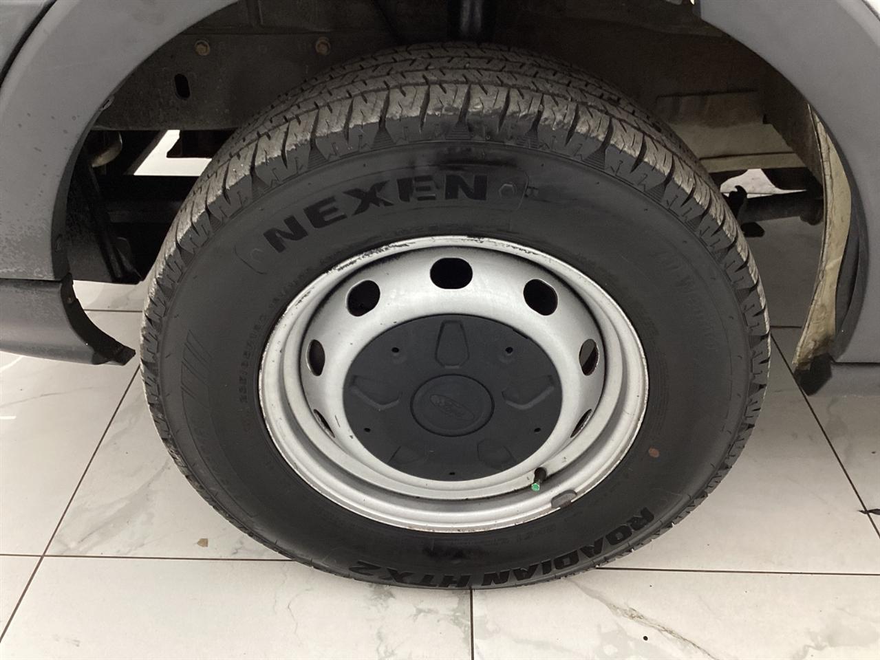 Ford Transit Cargo Van T-250 130" Low Rf 9000 GVWR Swing-Out RH Dr 2016