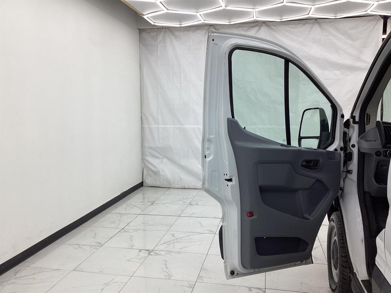 Ford Transit Cargo Van T-250 130" Low Rf 9000 GVWR Swing-Out RH Dr 2016