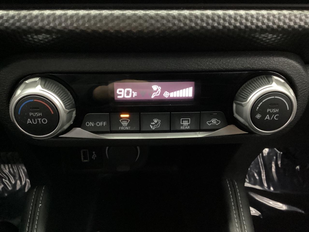 Nissan Kicks SV FWD 2020