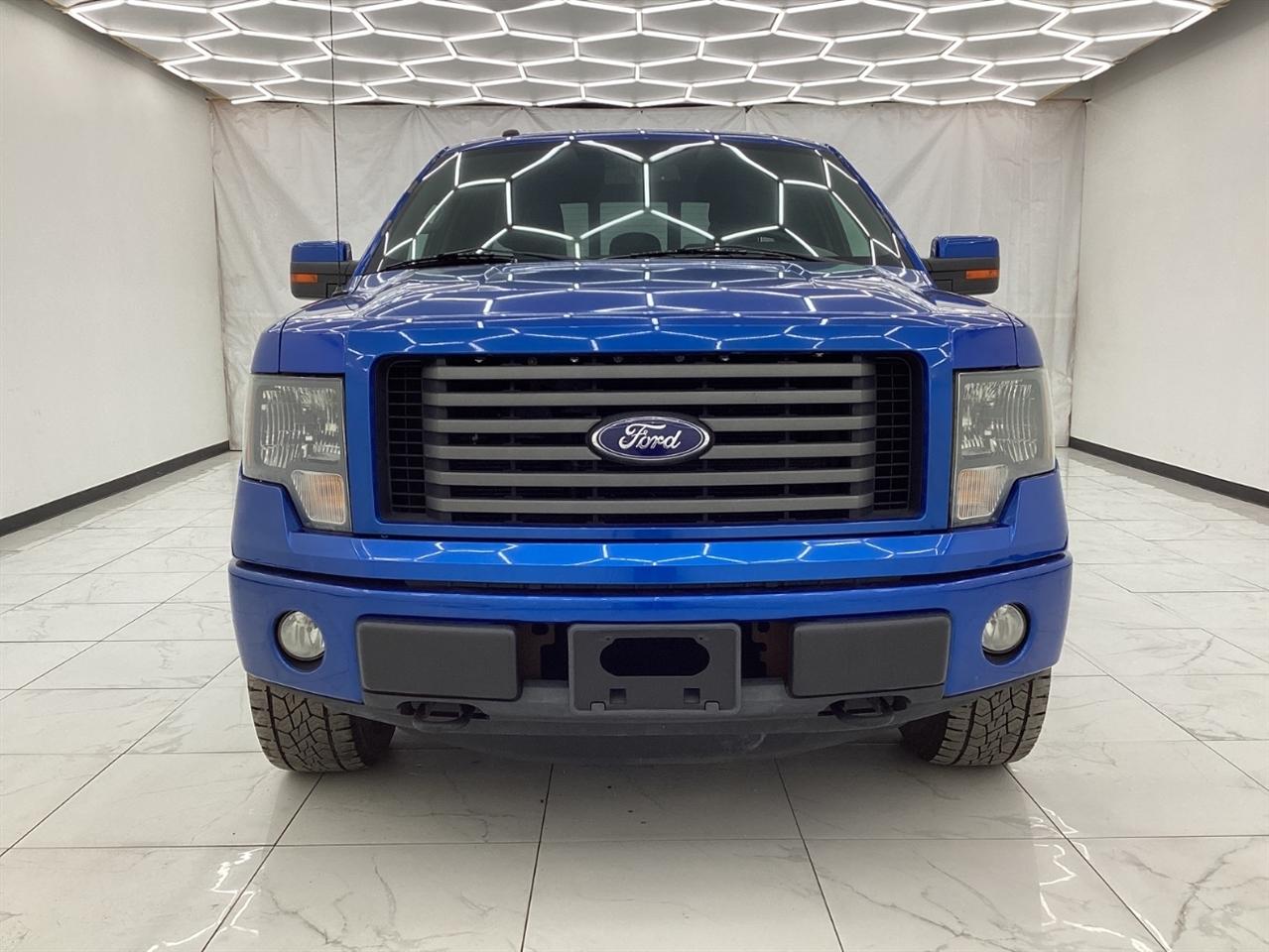 Ford 150 4WD SuperCab 145" Lariat 2011