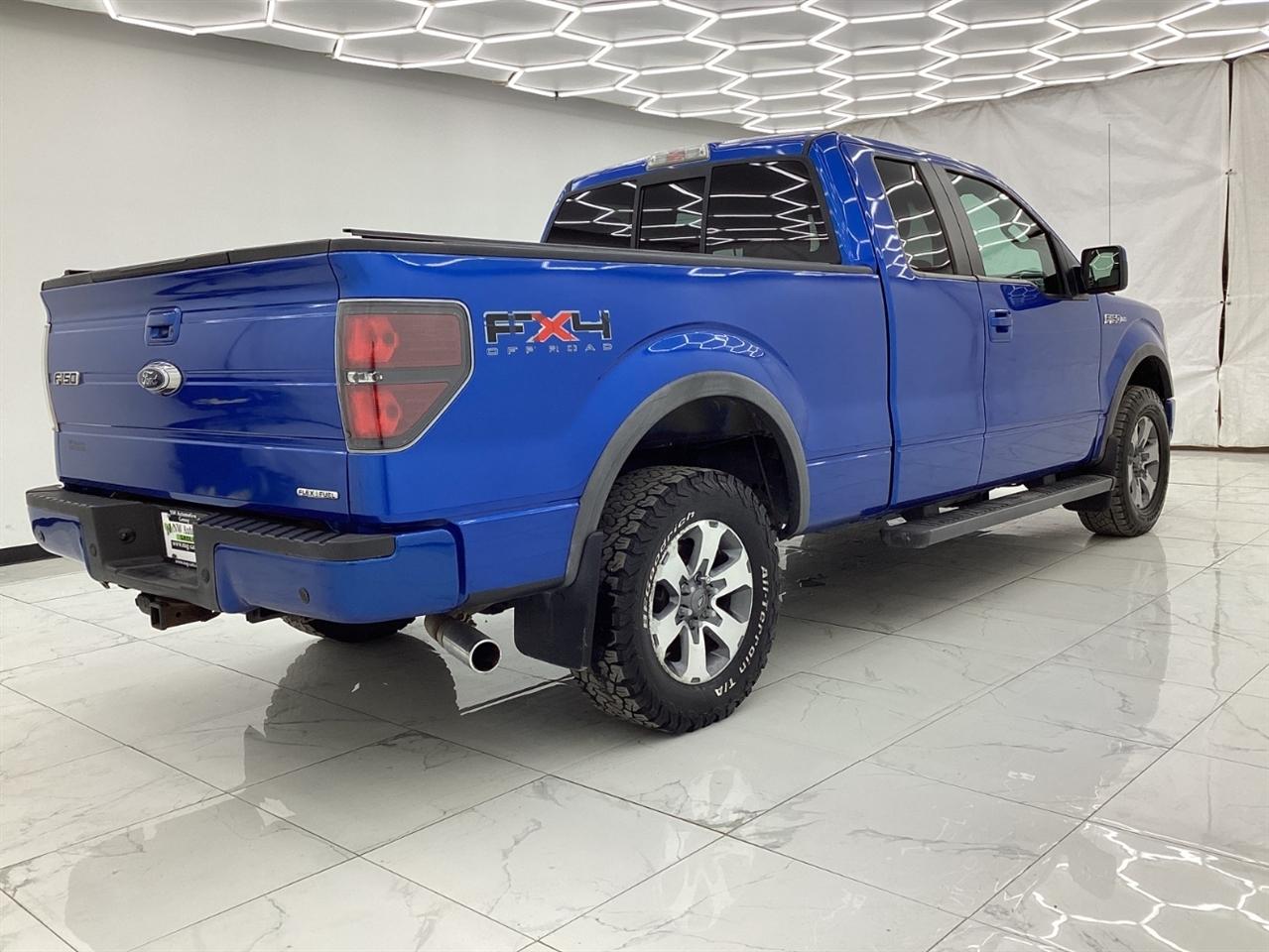 Ford 150 4WD SuperCab 145" Lariat 2011