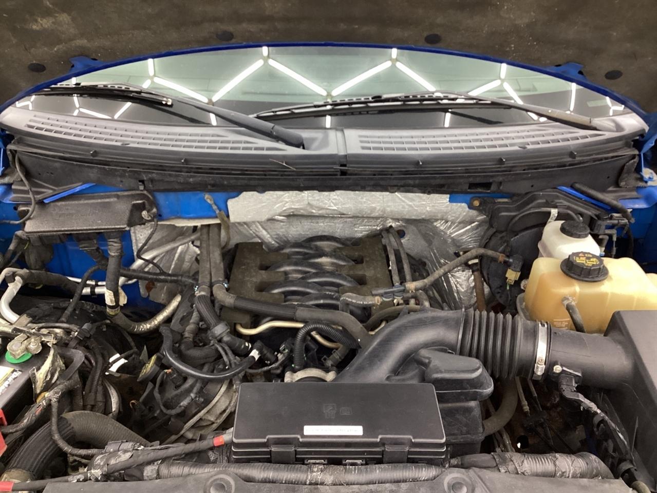 Ford 150 4WD SuperCab 145" Lariat 2011