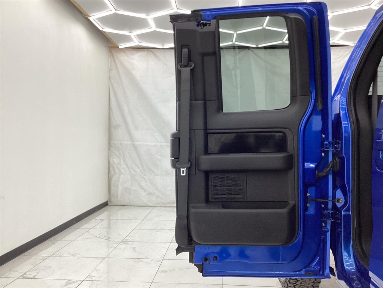 Ford 150 4WD SuperCab 145" Lariat 2011