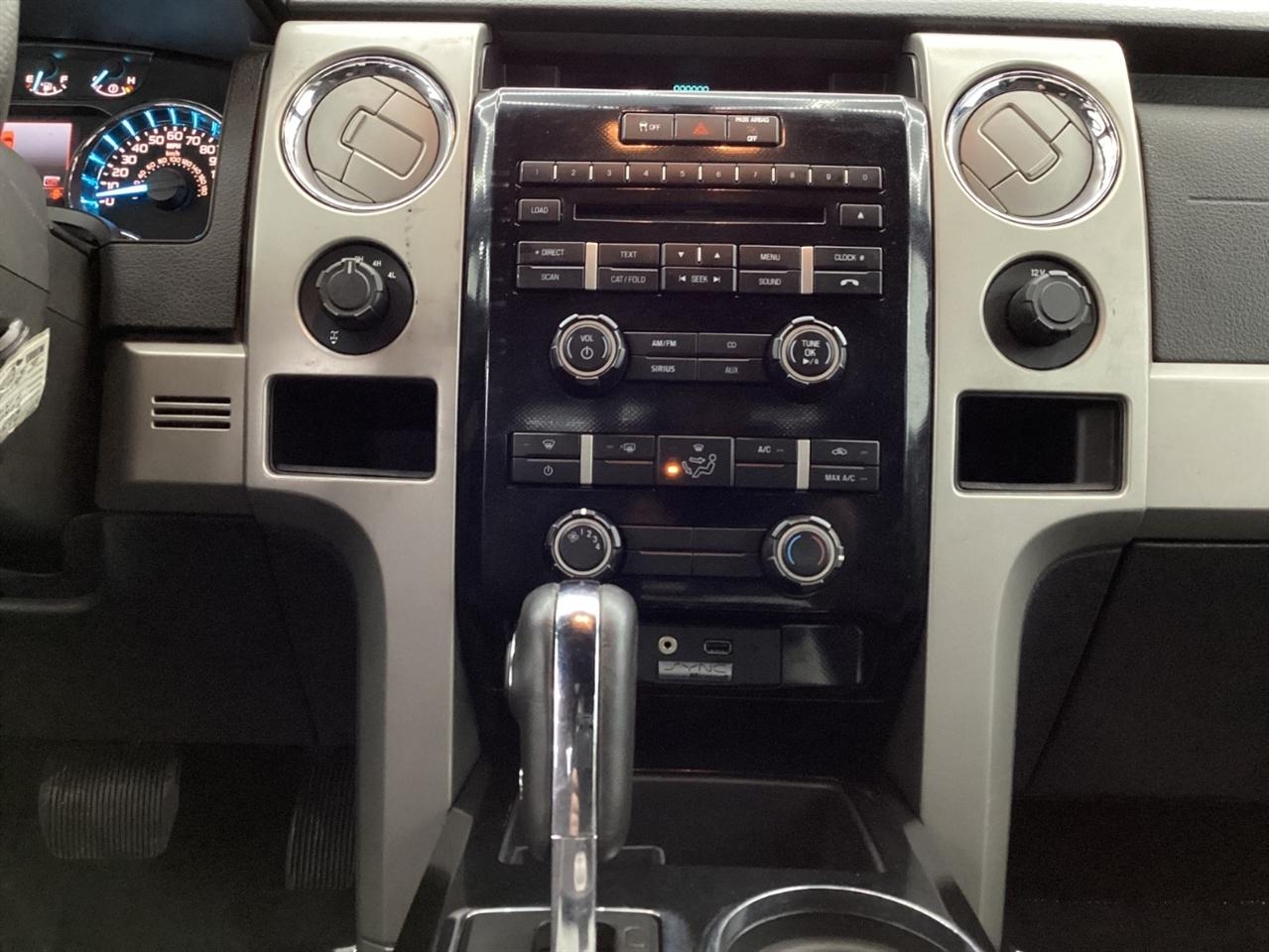 Ford 150 4WD SuperCab 145" Lariat 2011