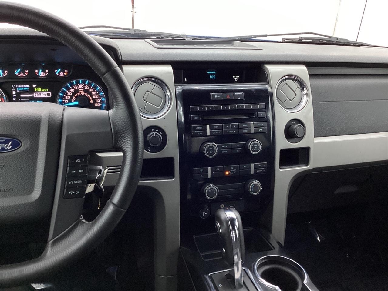 Ford 150 4WD SuperCab 145" Lariat 2011