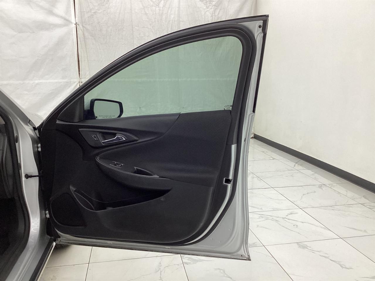 Chevrolet Malibu 4dr Sdn LT 2022