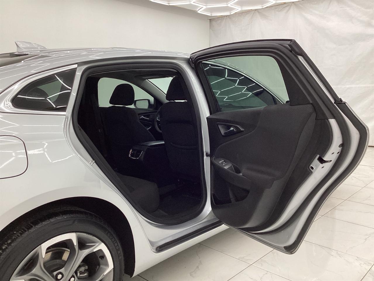 Chevrolet Malibu 4dr Sdn LT 2022