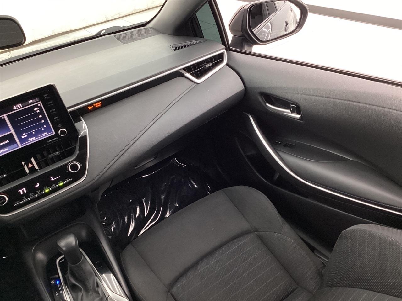 Toyota Corolla SE Nightshade CVT (Natl) 2022