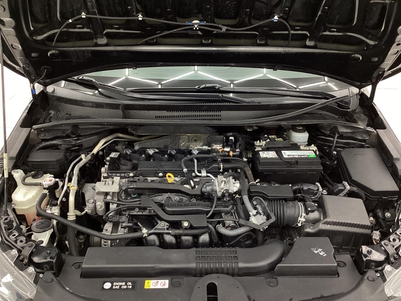 Toyota Corolla SE Nightshade CVT (Natl) 2022