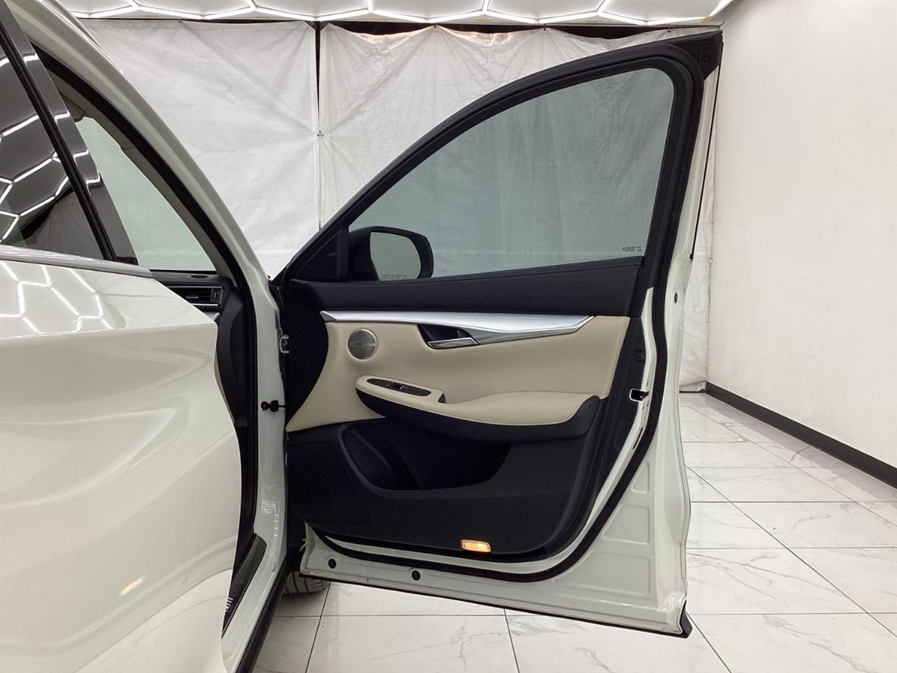 Infiniti QX50 ESSENTIAL AWD 2019