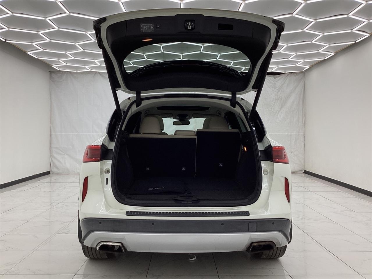 Infiniti QX50 ESSENTIAL AWD 2019