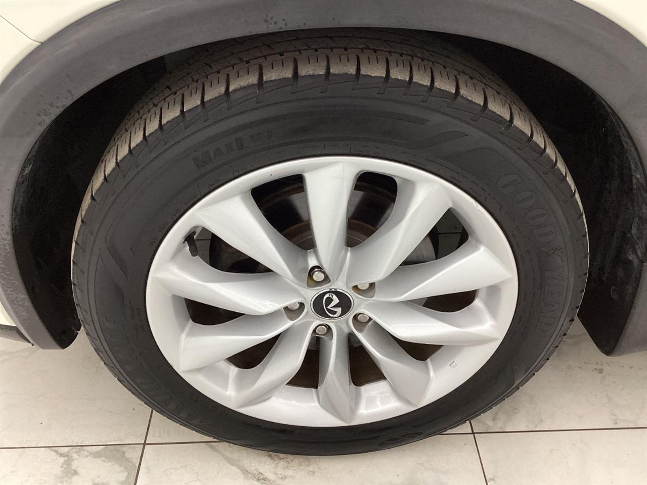 Infiniti QX50 ESSENTIAL AWD 2019