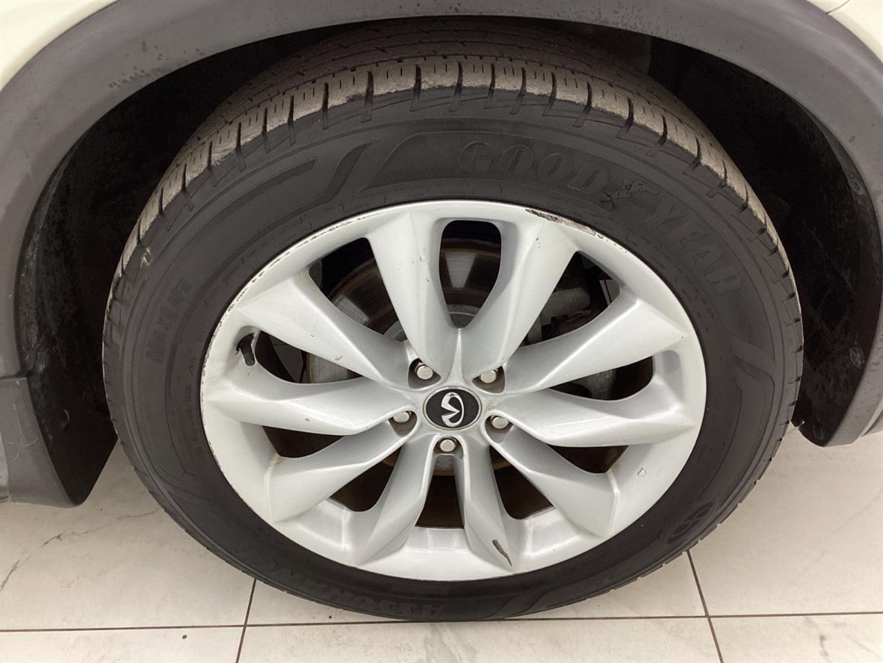 Infiniti QX50 ESSENTIAL AWD 2019