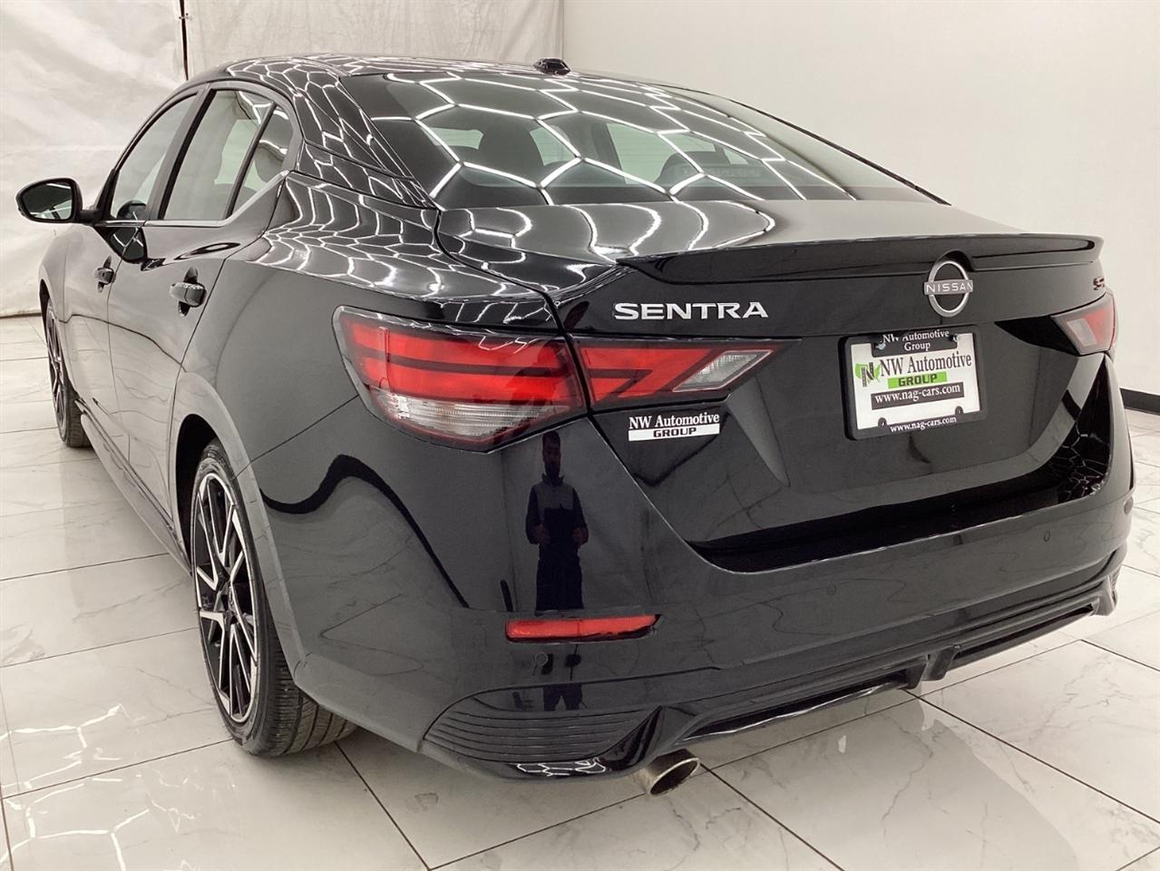 Nissan Sentra SR CVT 2025