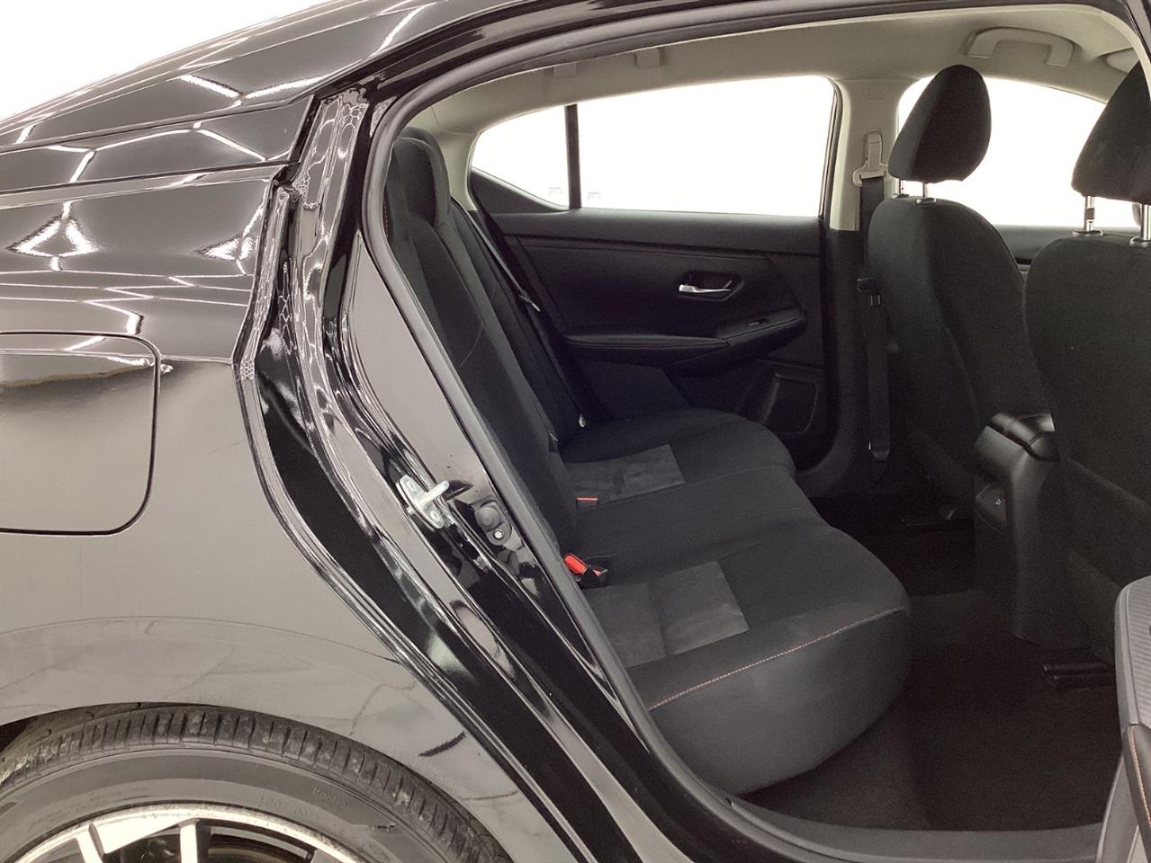 Nissan Sentra SR CVT 2025