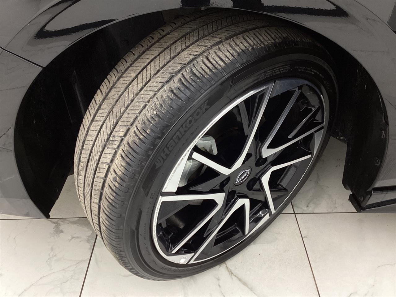 Nissan Sentra SR CVT 2025