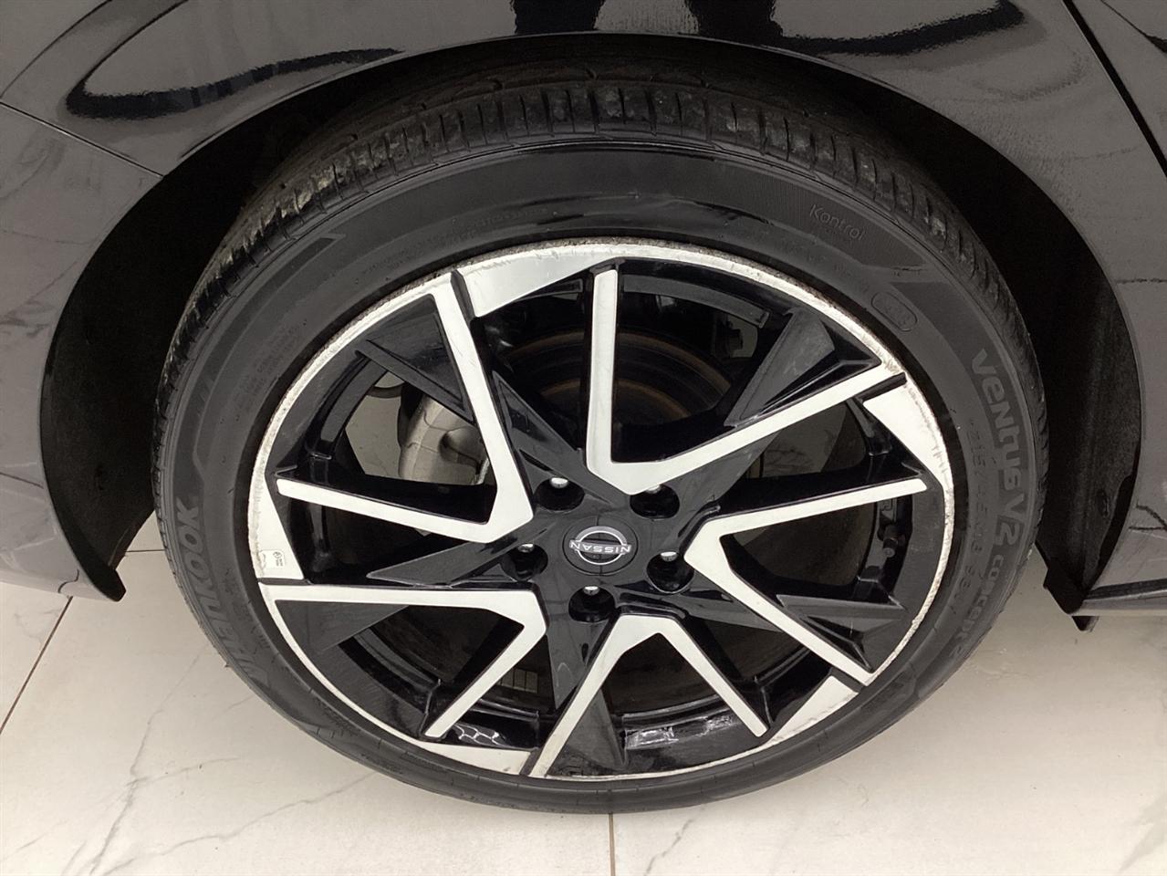 Nissan Sentra SR CVT 2025