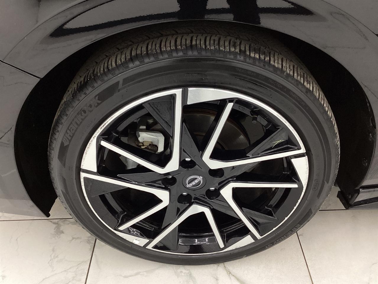 Nissan Sentra SR CVT 2025