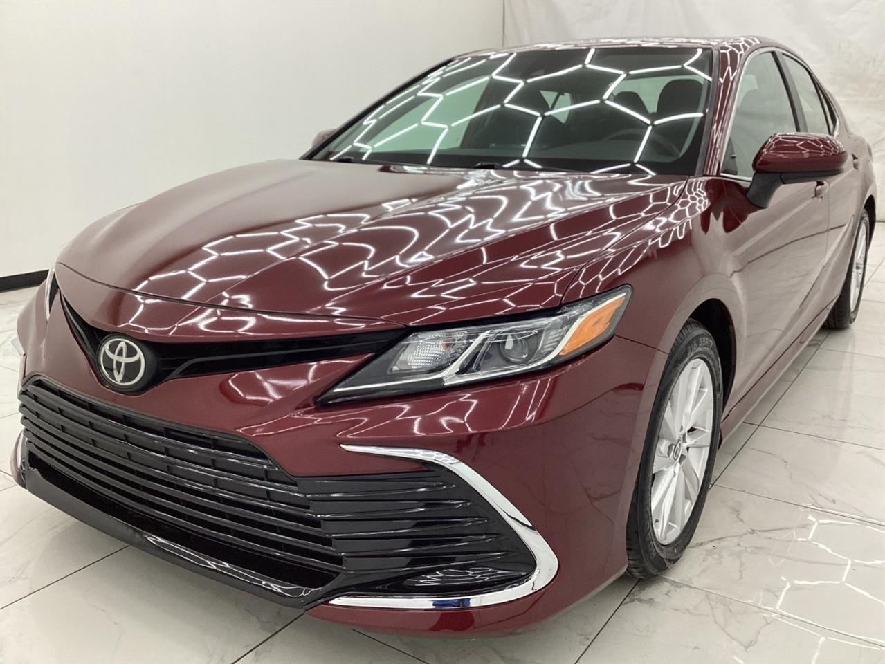2021 Toyota Camry LE Auto (Natl)