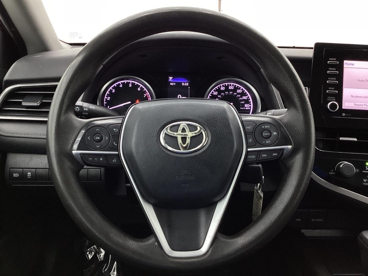 Toyota Camry LE Auto (Natl) 2021