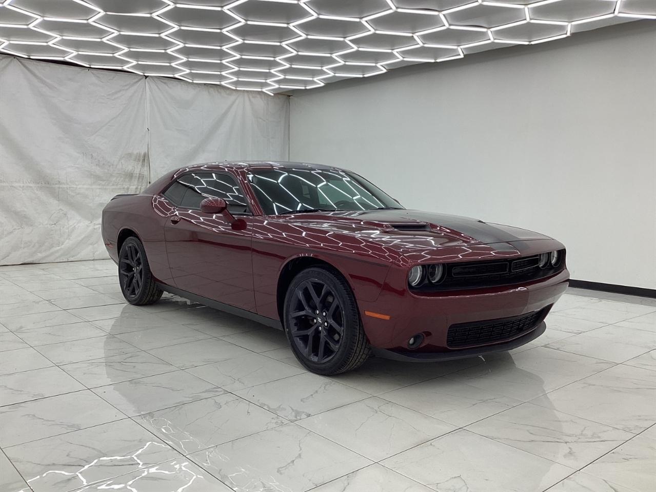Dodge Challenger SXT RWD 2020